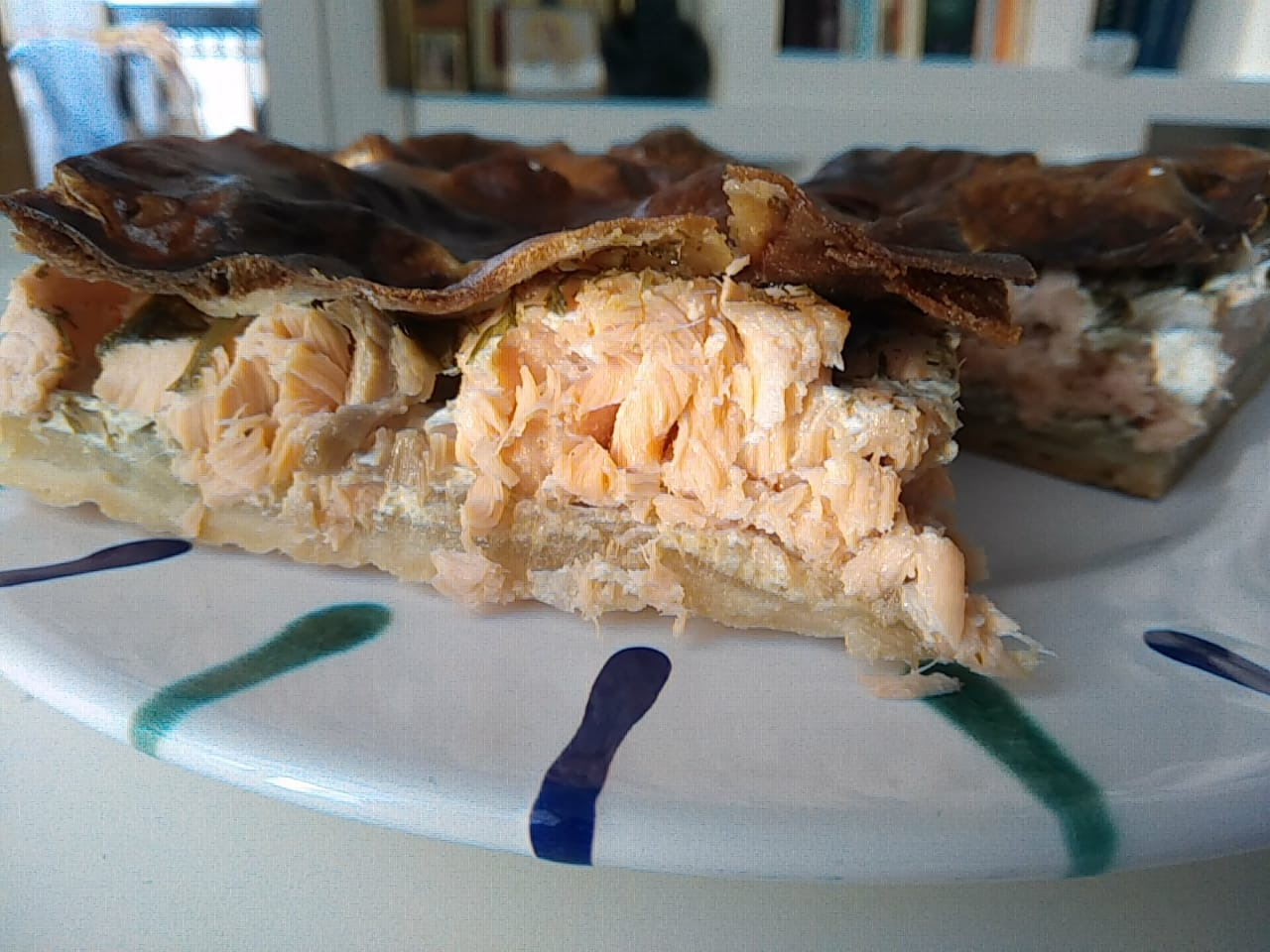 Рыбный пирог открытый и закрытый - как вкусно приготовить тесто и начинку по рецептам с фото