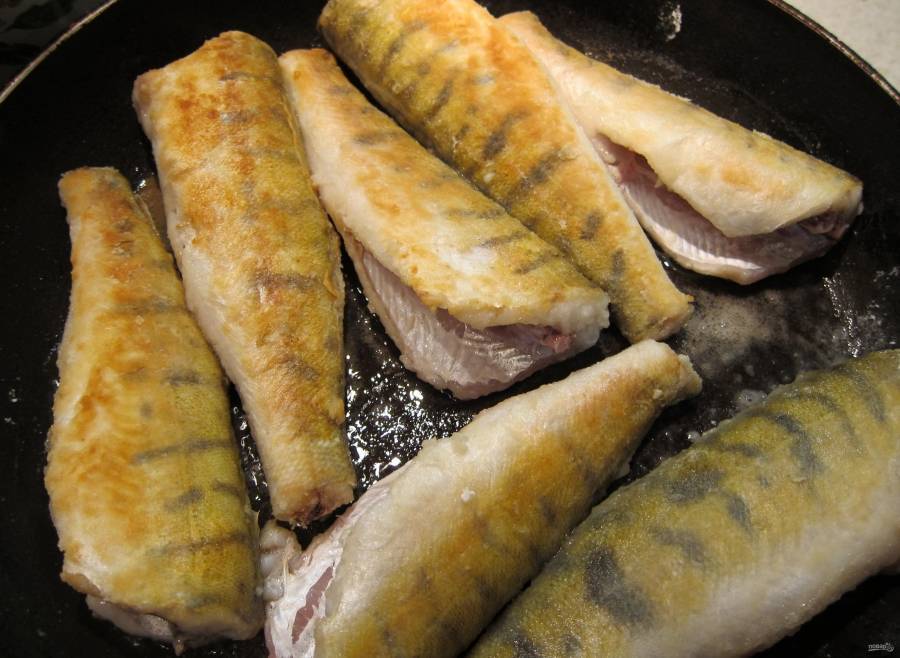 Судак жареный на сковороде: как приготовить вкусно в муке, как пожарить с луком, рецепт с фото, блюдо,как правильно и сколько, рыба