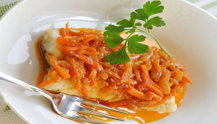 Рыба под маринадом с морковью и луком: 7 классических рецептов