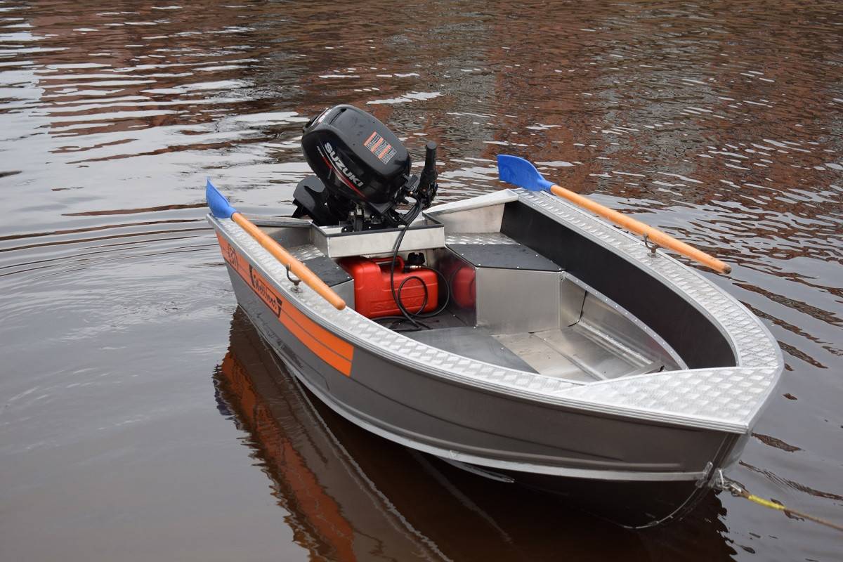 Пластиковые лодки под мотор 5 л.с. - цены, как выбрать и обзор лучших моделей