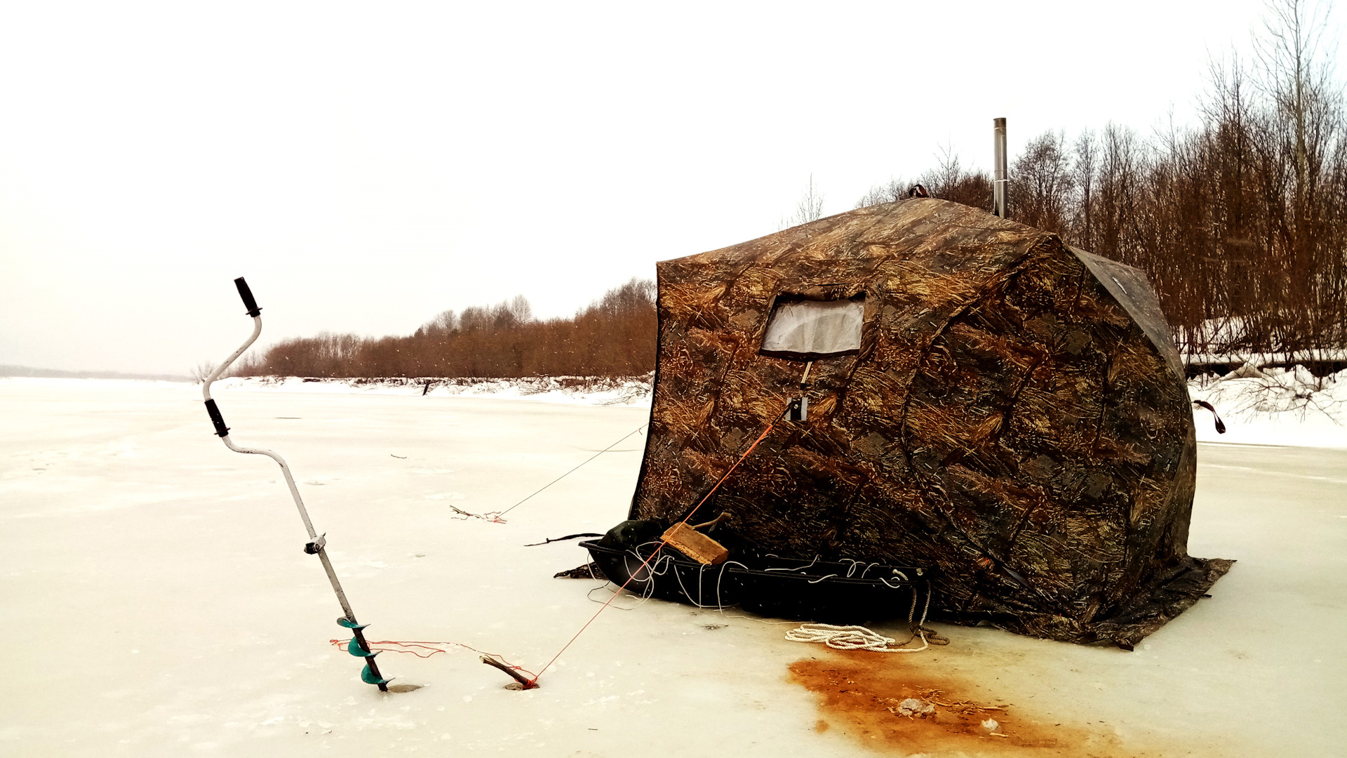 Палатка для зимней рыбалки: как и какую выбрать