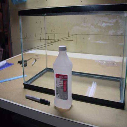Ремонт аквариума (29 фото): что делать, если он потек по шву? как отремонтировать аквариум своими руками в домашних условиях, чтобы устранить течь?
