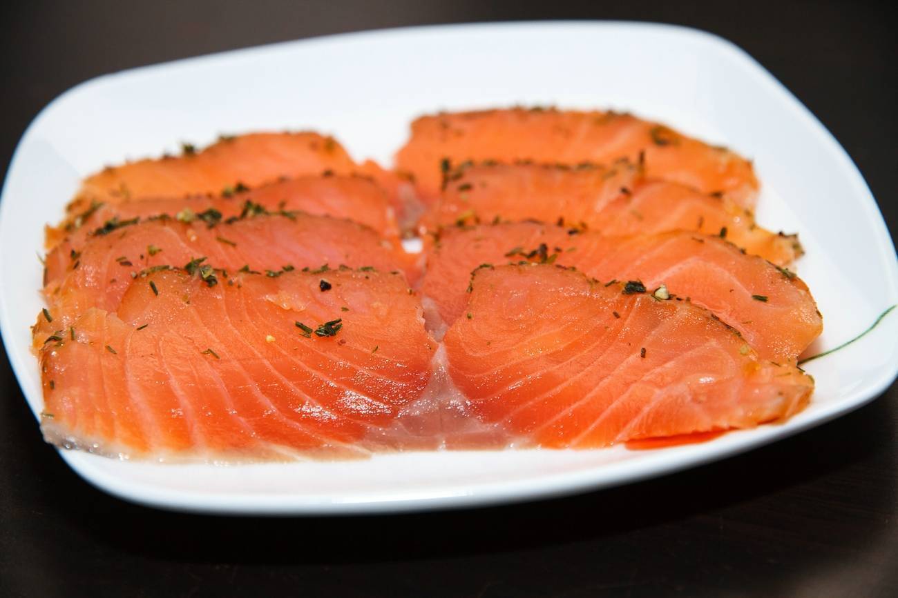 Классический рецепт рыбы под маринадом из моркови и лука: вкусный, язык проглотишь