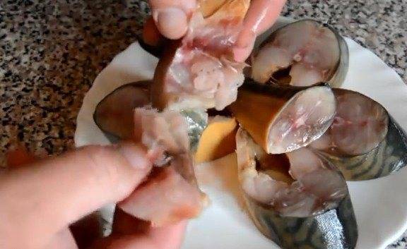Скумбрия соленая в домашних условиях очень вкусная — 10 рецептов
