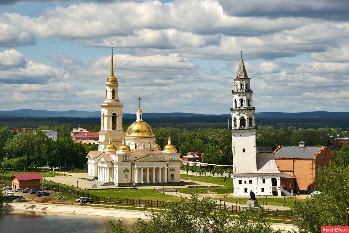 Шарташские каменные палатки