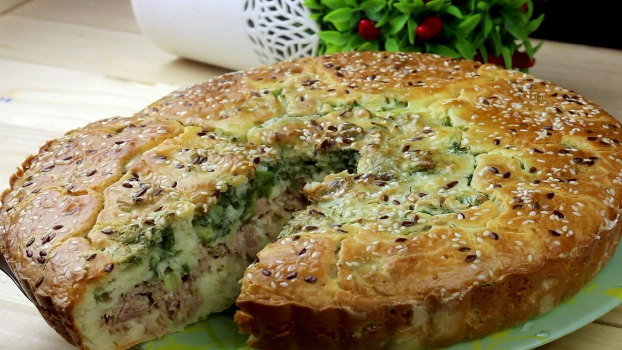 Заливной пирог с рыбными консервами — быстро и вкусно