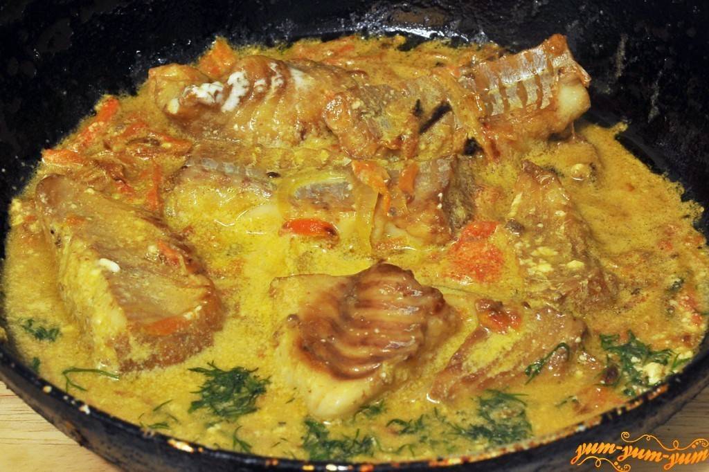 Тушеная рыба в духовке с овощами