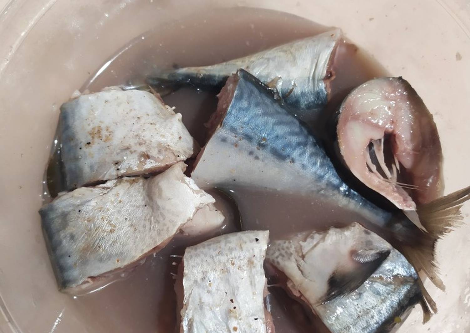 Уха из скумбрии свежемороженой — 7 рецептов, как сварить вкусный рыбный суп