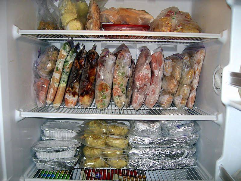Как и сколько в домашних условиях хранить копченую рыбу в холодильнике, на балконе и чердаке