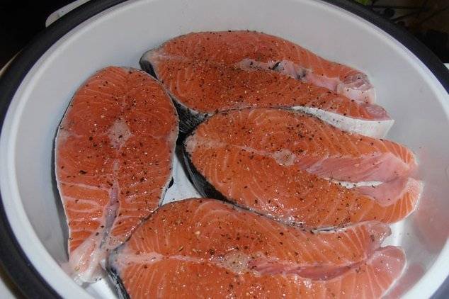 Классический стейк лосося в пароварке – кулинарный рецепт