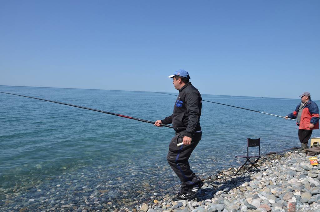 Секреты рыбалки на черном море с берега и плавсредства