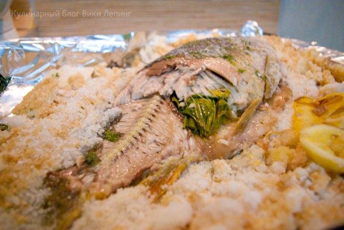 Рыба в соли в духовке - рецепт