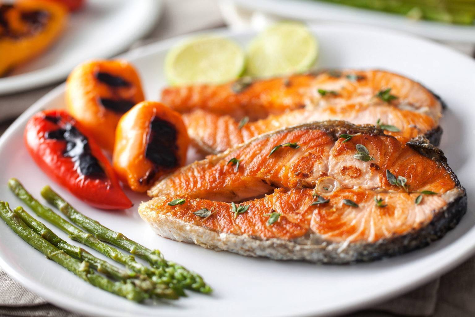 Вкусное и нежное блюдо – лосось жареный на сковороде
