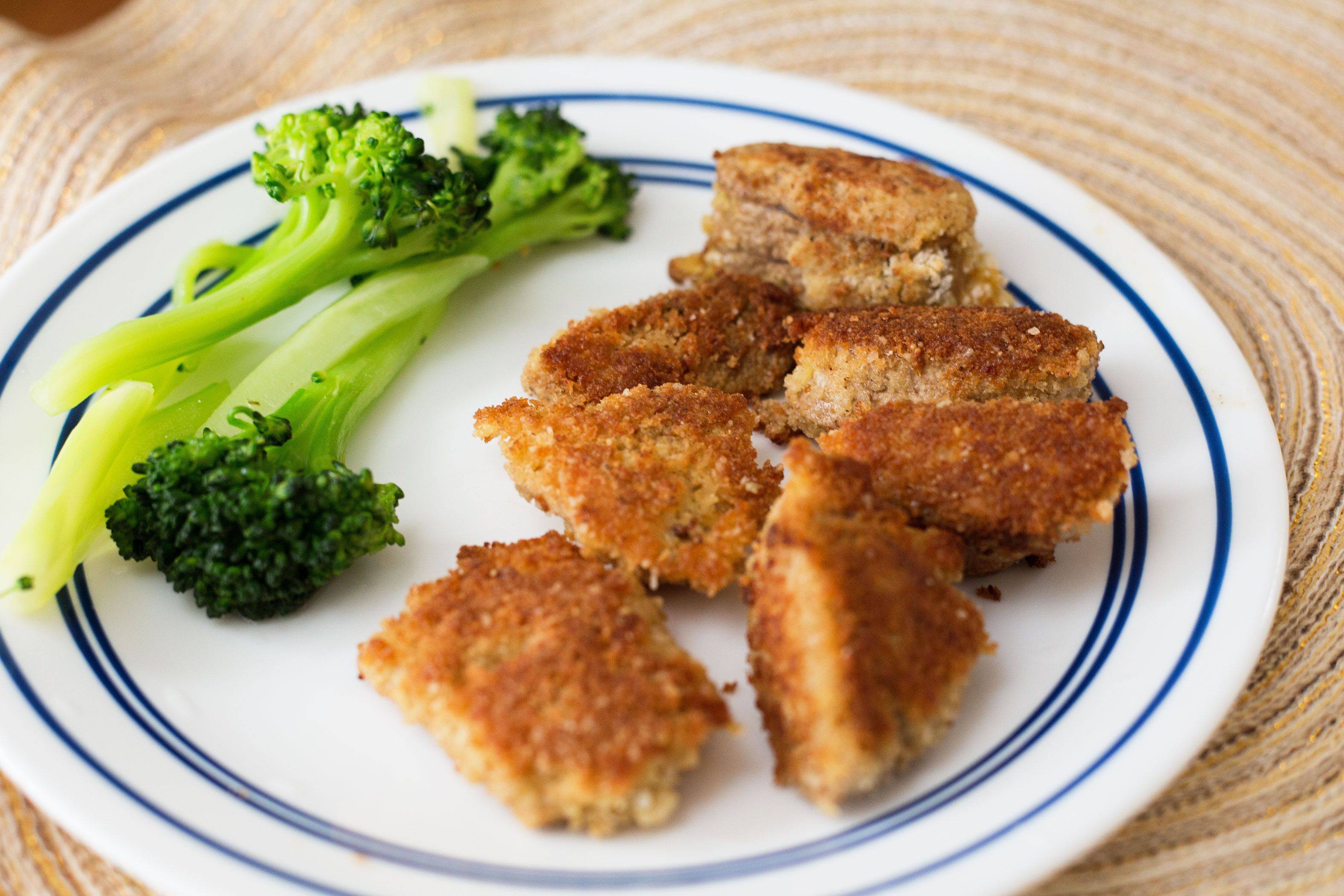 Рыбные котлеты из карасей "легкие" – кулинарный рецепт