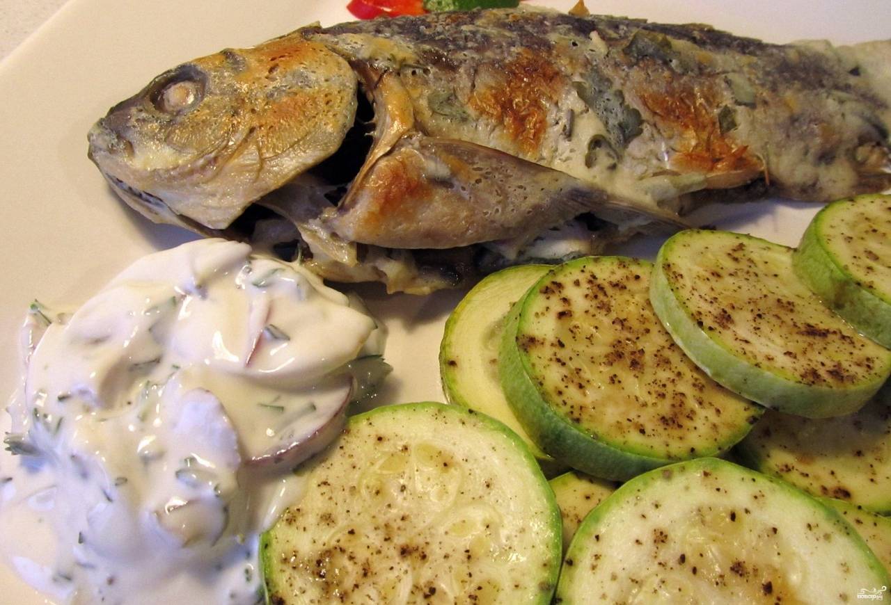 Караси, жаренные в сметане