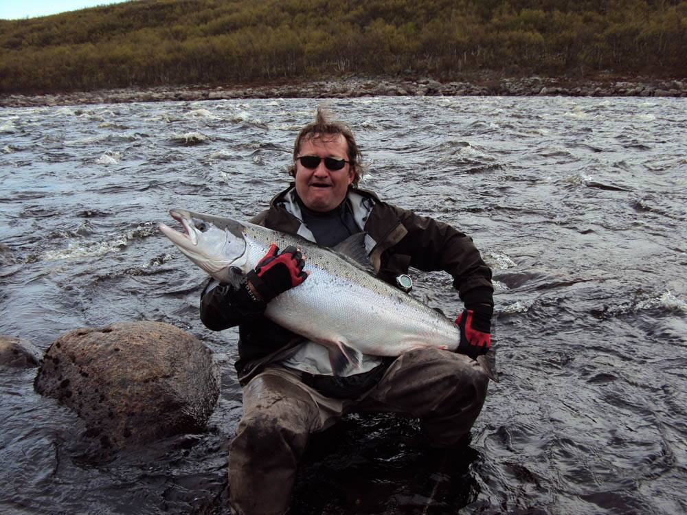 Рыбалка в карелии. ловля лосося на спиннинг. fishing in karelia. salmon fishing spinning