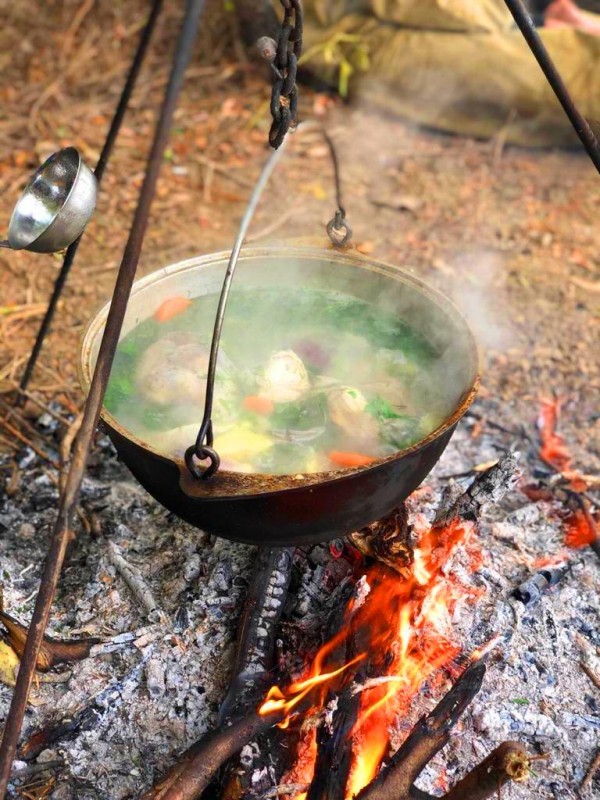 Суп с сырками на костре