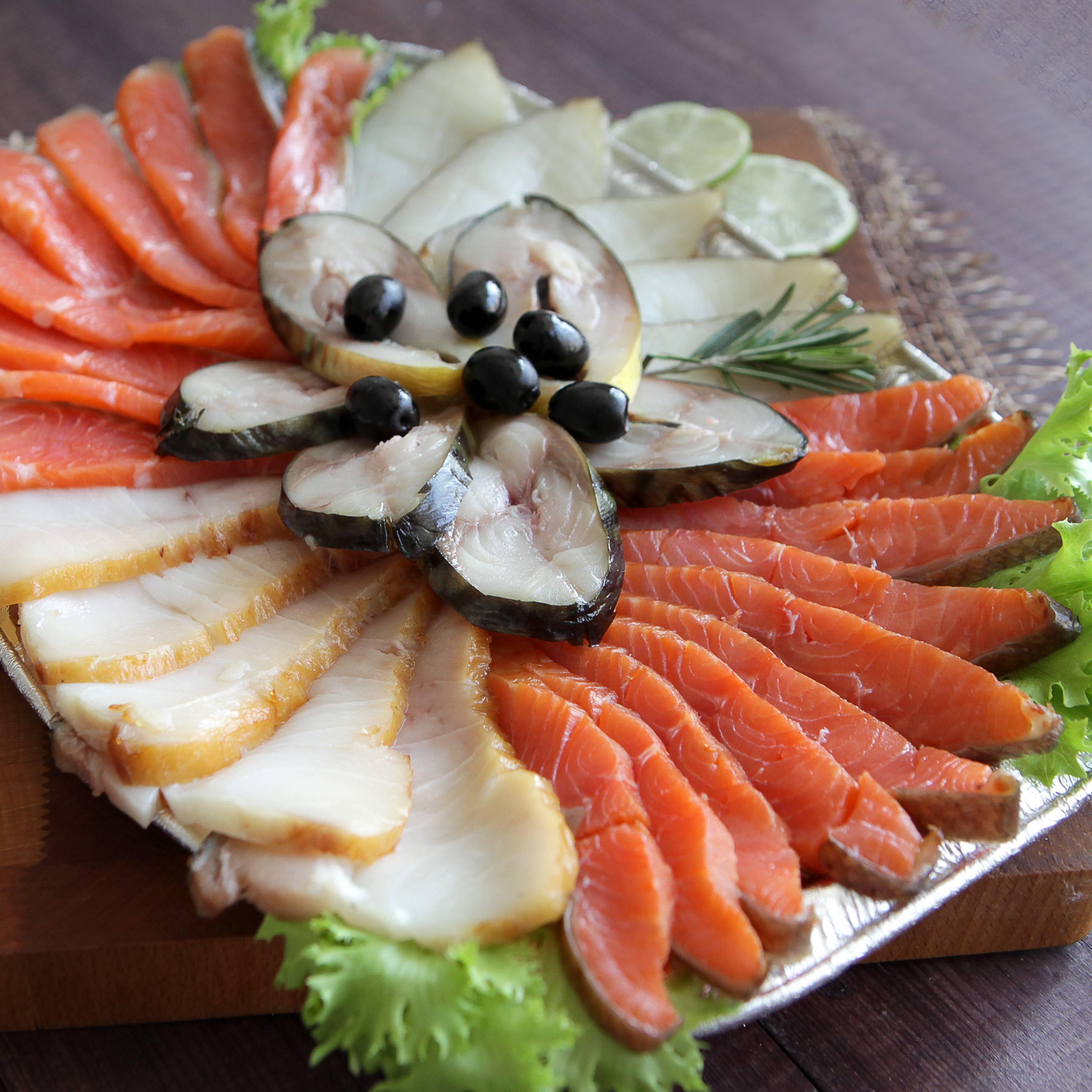 Украшаем рыбную нарезку на праздничный стол — 30 фото с примерами оформления | lisa.ru