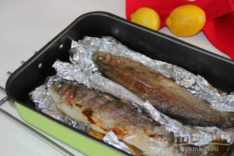 Форель запеченная в духовке - простые и вкусные домашние рецепты