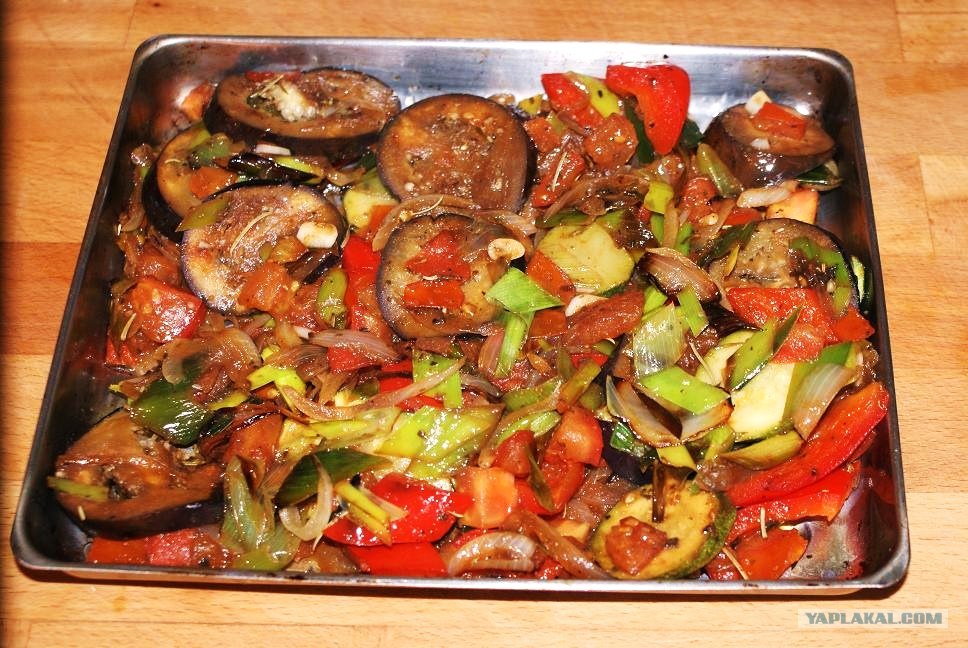Щука, приготовленная в духовке – фаршированная овощами, грибами и другими продуктами