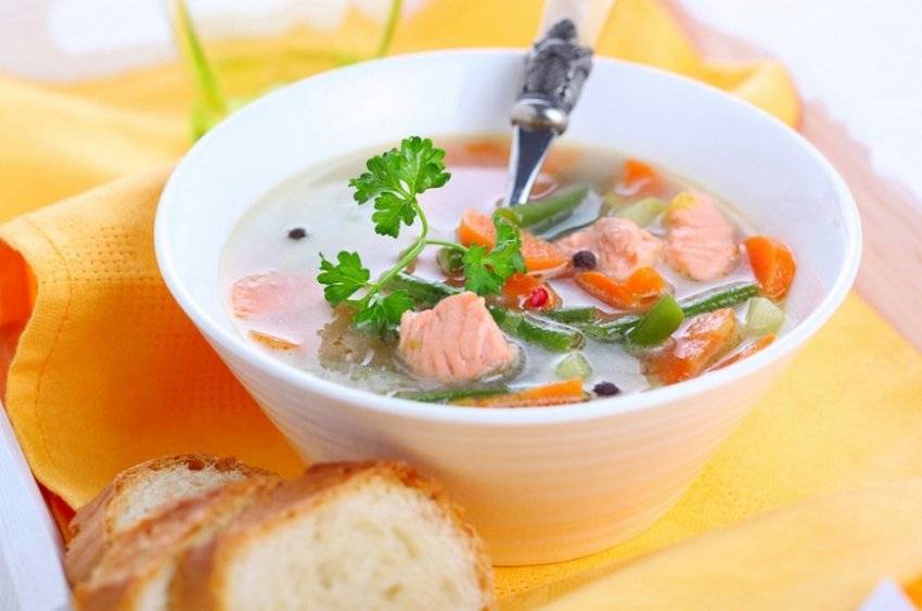 Суп из консервированной горбуши – рыбное блюдо на скорую руку