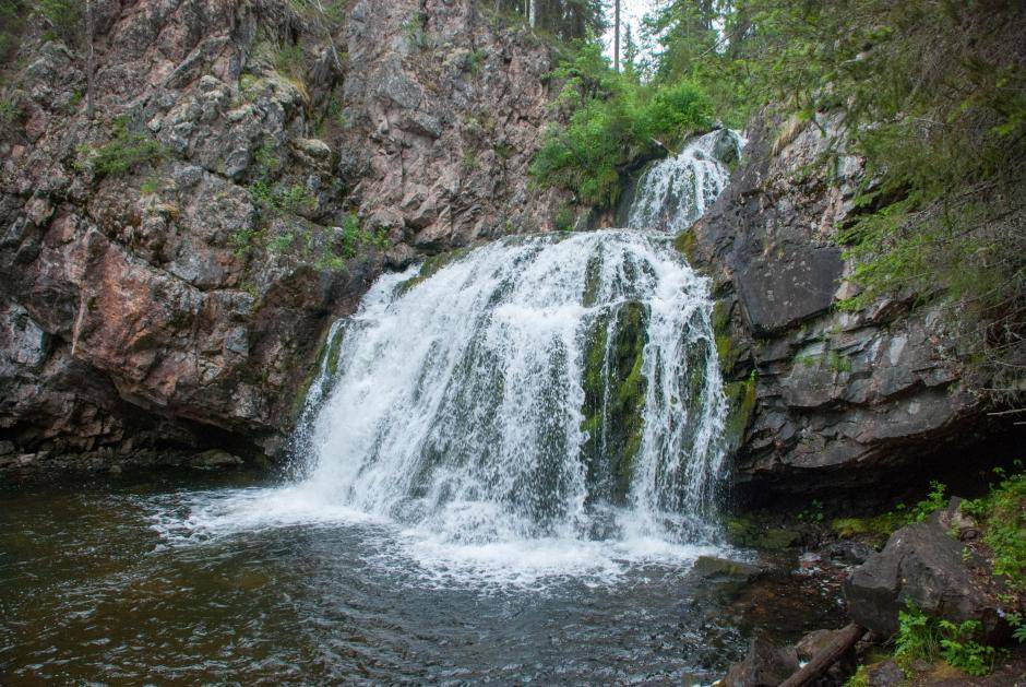 Водопад Мянтюкоски Карелия