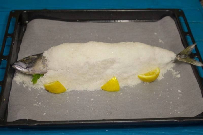 ???? рыба в соли в духовке: лучшие варианты приготавлени фламбе