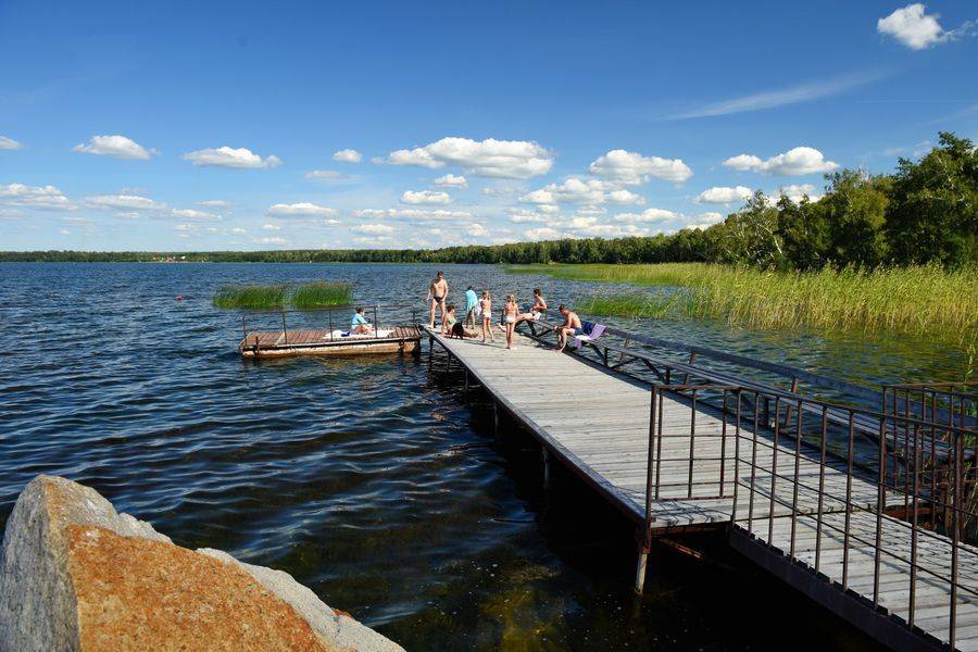 Каменные палатки, только больше в десятки раз. едем встречать рассвет на аракульском шихане
