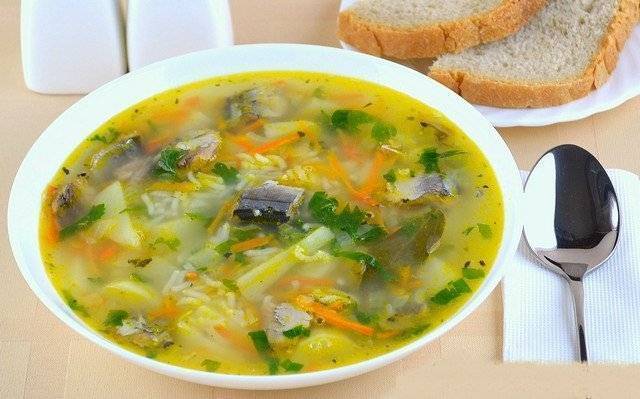Как приготовить суп из рыбных консервов сайра по пошаговому рецепту