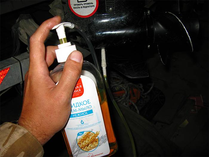 Трансмиссионное масло для лодочных моторов — как правильно выбрать