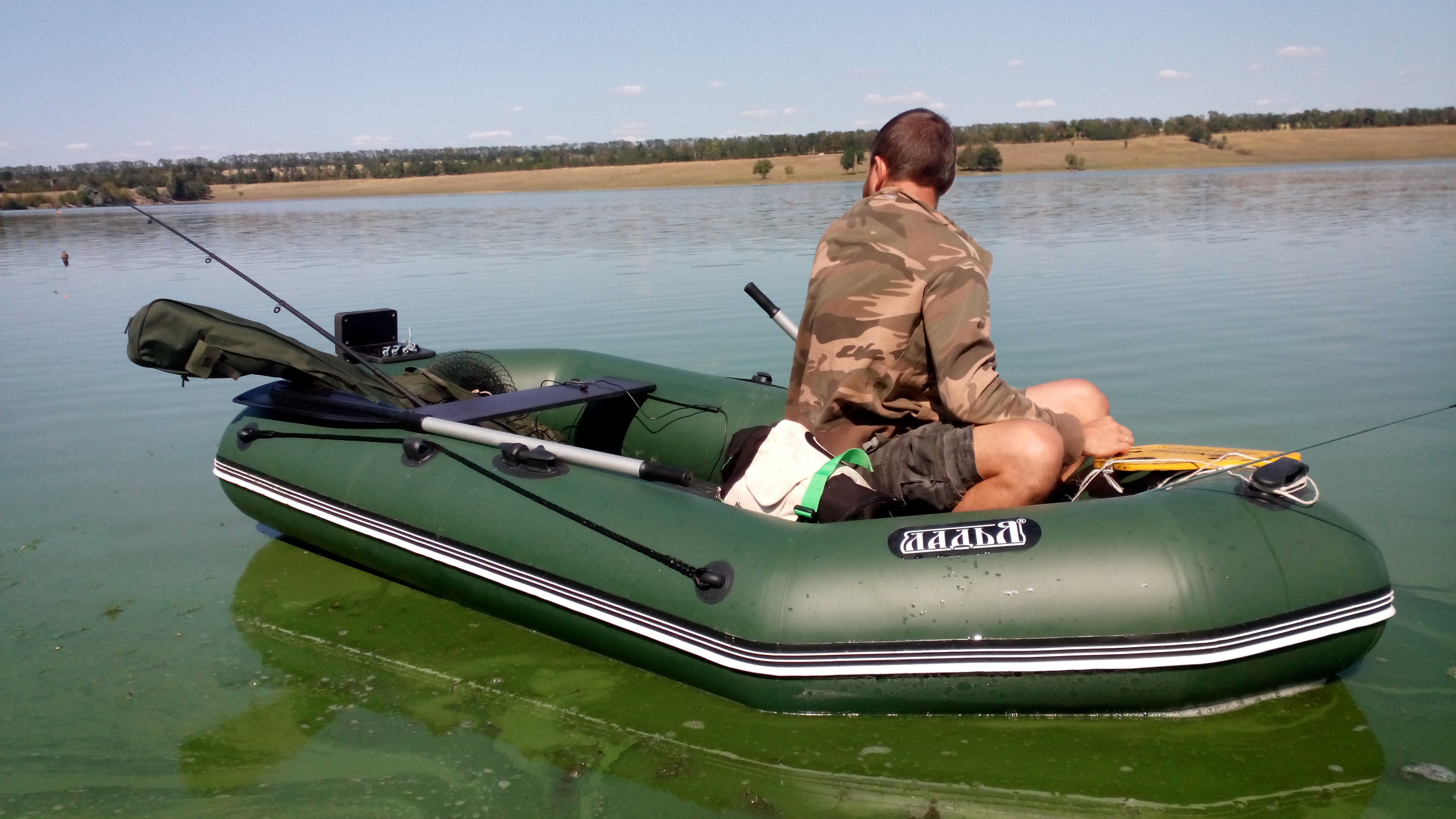 Надувная лодка пвх какая лучше. BOATMASTER 250 эгоист. Лодка эгоист Ботмастер Люкс. Ботмастер эгоист 250 Люкс Ардек. Лодка Лидер 340.