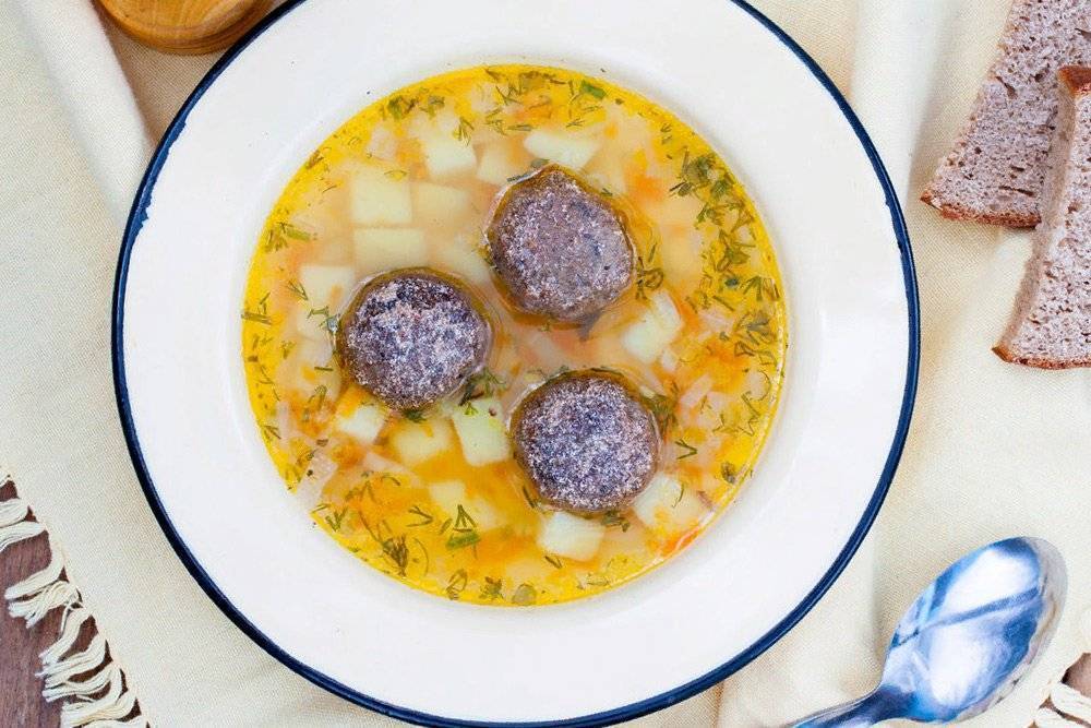 Суп с рыбными фрикадельками - рецепт томатный, с картофелем