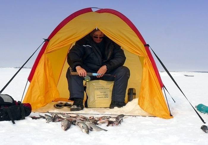 Рыбалка с ночевкой: видео, особенности ловли зимой