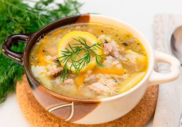 Рыбный суп рецепт из консервов с рисом рецепт