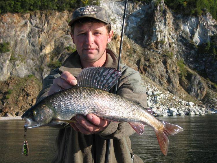 Рыбалка в иркутской области: места и особенности