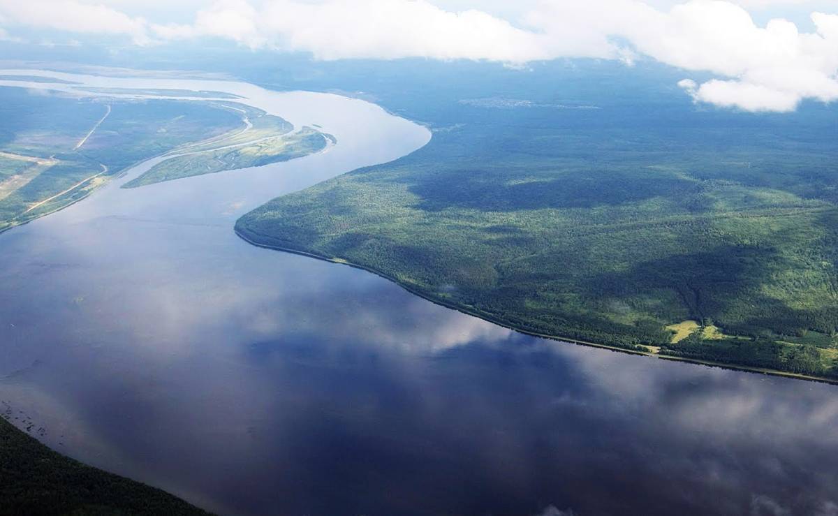 самое крупное площади водохранилище россии