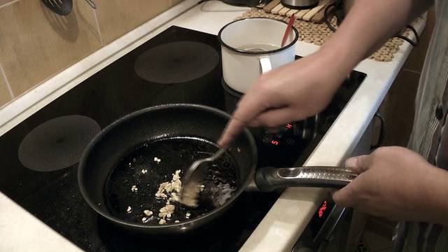 Каша для рыбалки на кормушку: как сварить, рецепты для ловли на пружину