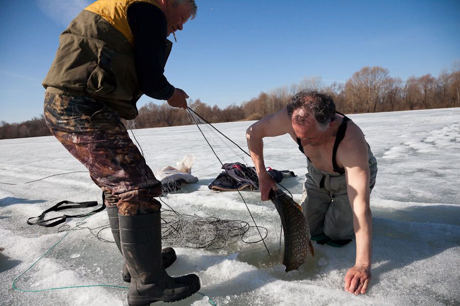 Хитрости и секреты зимней рыбалки для начинающих