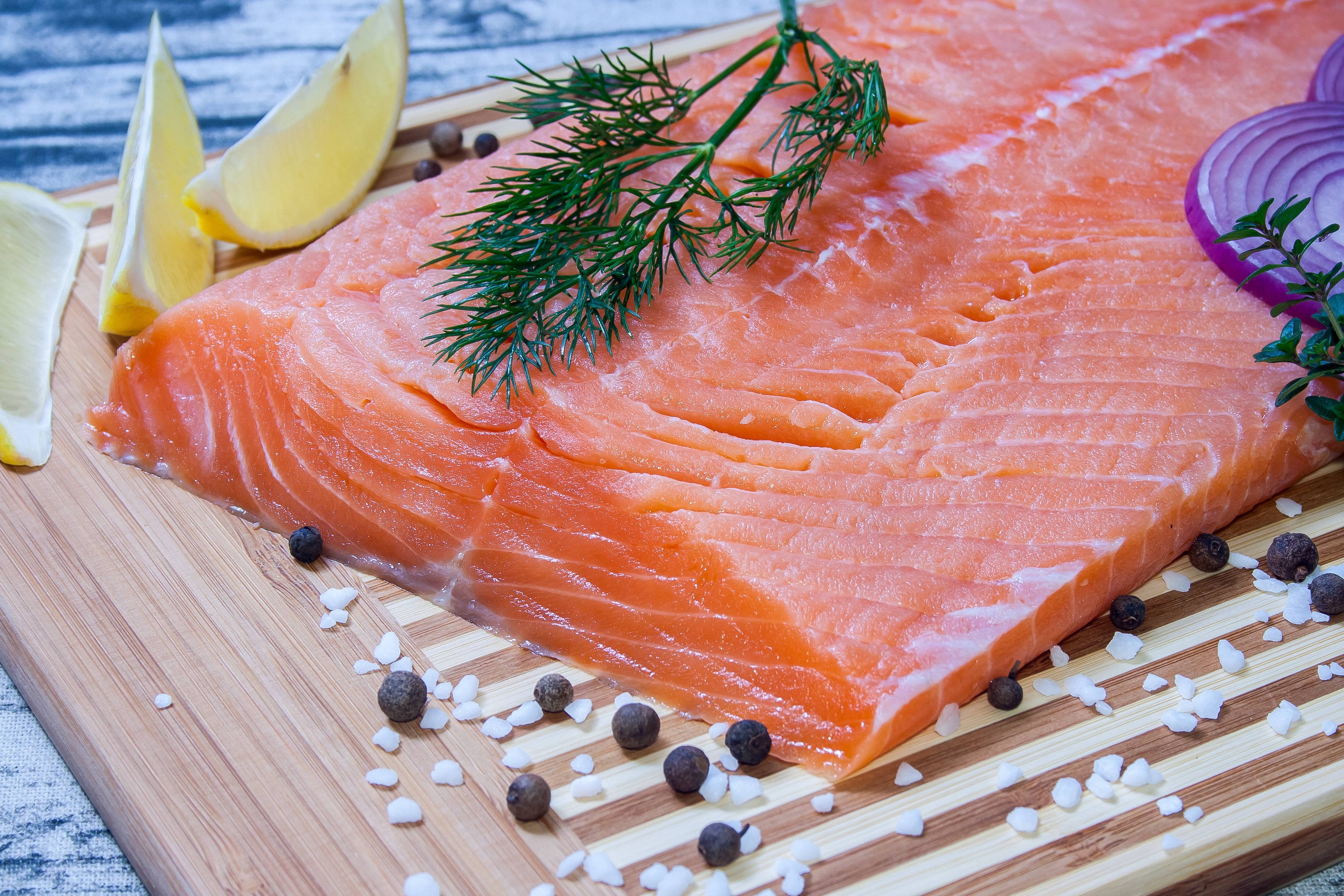 Как вымачивать соленую рыбу: способы и советы, полезная информация | кулинарный портал