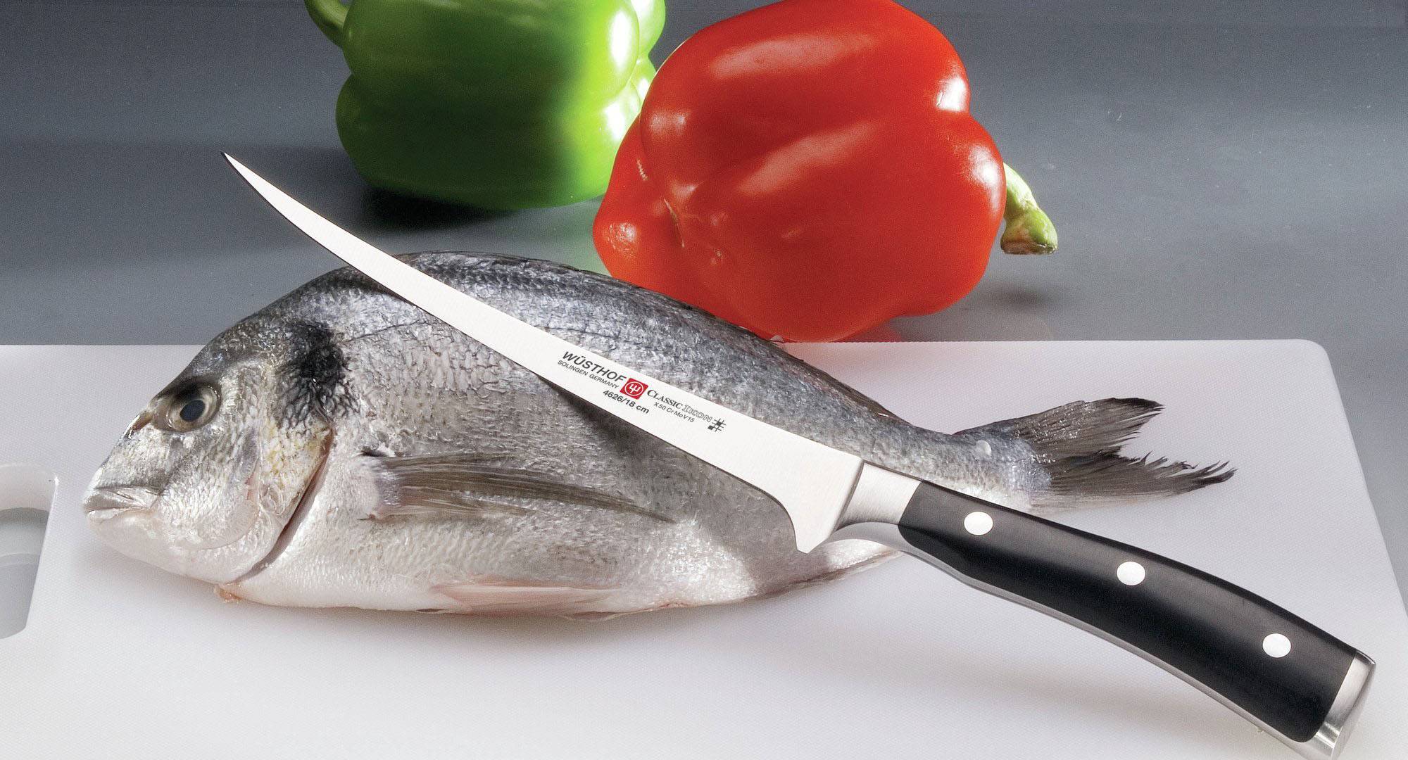 Какая рыба нож. Рыба нож. Нож для рыбы разделочный. Нож рыбный филейный. Нож для филе рыбы.
